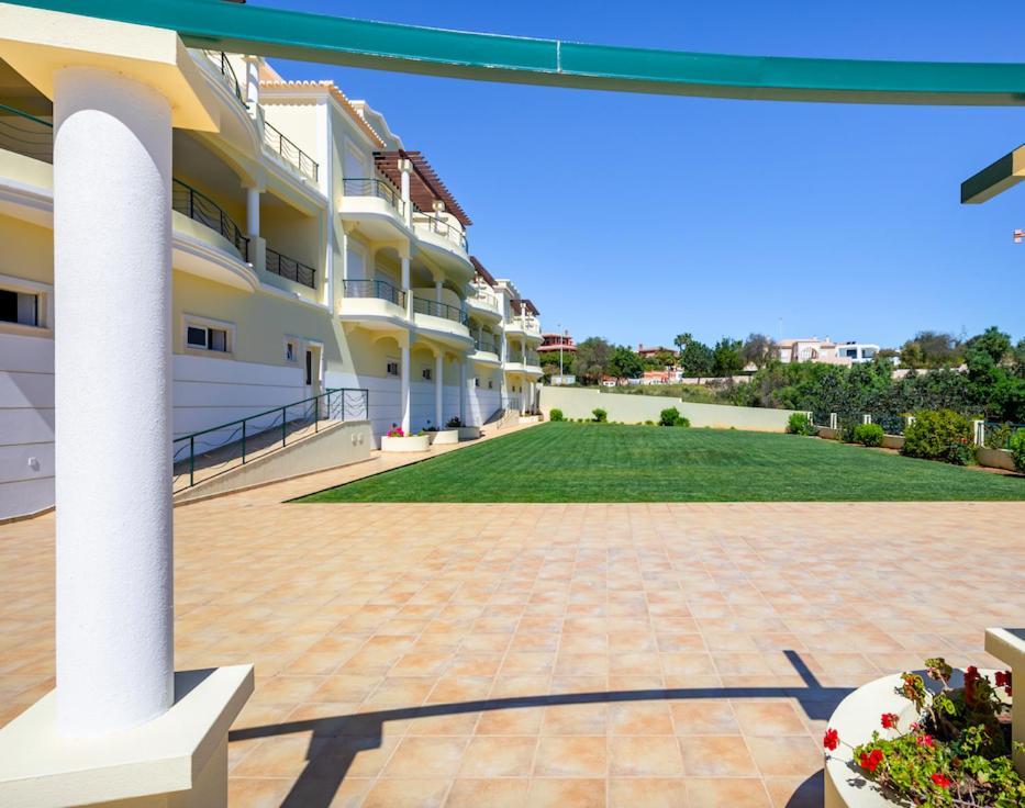 Lagos Bay Plaza Екстериор снимка
